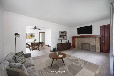 Main picture of 12801 Crennell Ave