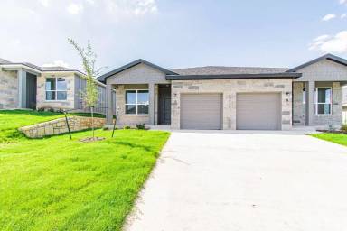 Main picture of 3903 American Elm Dr