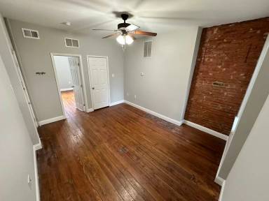 Main picture of 1620 Fitzwater St