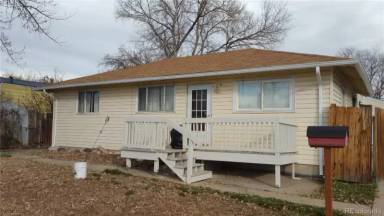Main picture of 7450 Julian St