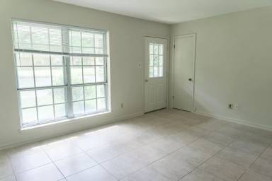 Main picture of 1225 Parktown Dr