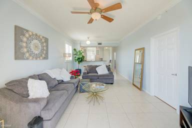 Main picture of 27 Royal Palm Way