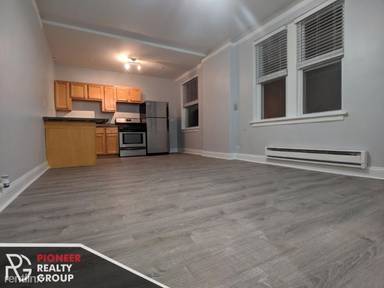 Main picture of 5900 Kenmore Apartments