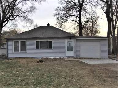 Main picture of 8925 Franklin St
