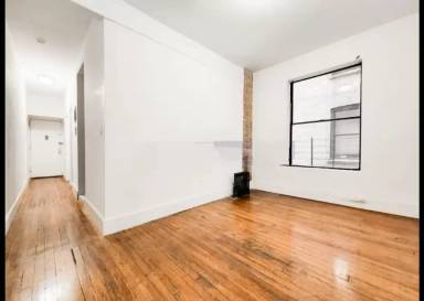 Main picture of W 151st St