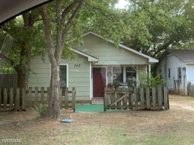 Main picture of 737 Luther Ln
