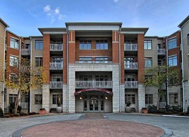 Main picture of The Views at Hudson Pointe