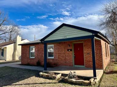Main picture of 228 E Kittyhawk Dr