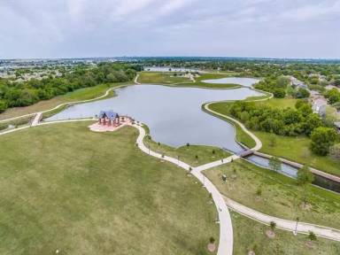 Main picture of 369 Phillips Dr