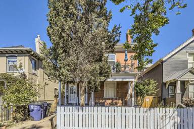 Main picture of 39 W Byers Pl