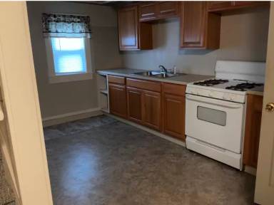 Main picture of 535 Main St