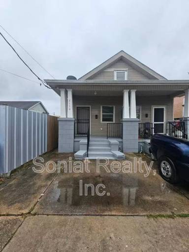 Main picture of 2150 Hope St