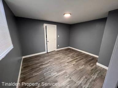 Main picture of 708 N Lacy St
