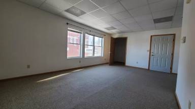 Main picture of 925 N Booth St