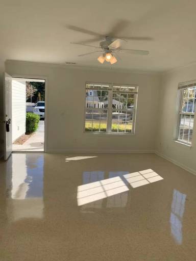 Main picture of 252 Victory Gardens Dr