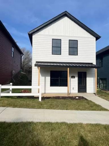 Main picture of 126 E Union St