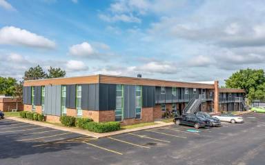 Main picture of Heston Pointe