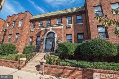 Main picture of 3719 12th St NE