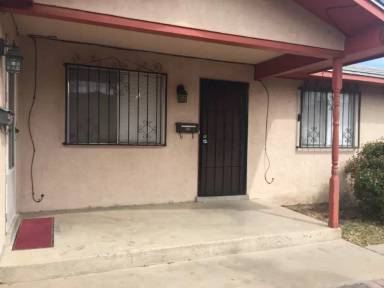 Main picture of 437 California St SE