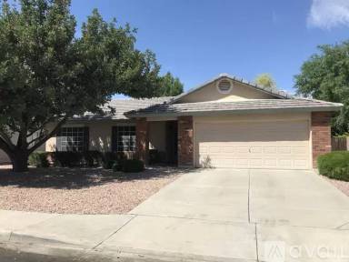 Main picture of 2880 E Tyson Ct