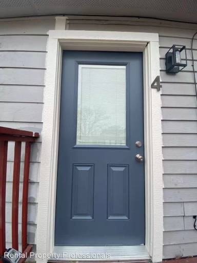 Main picture of 1520 D St