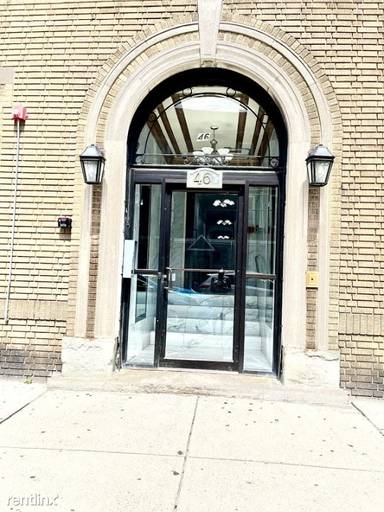 Main picture of 322 Summit Ave