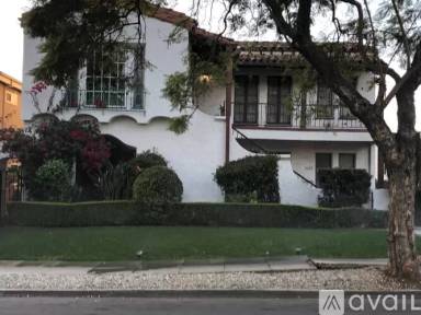 Main picture of 1049 S Curson Ave