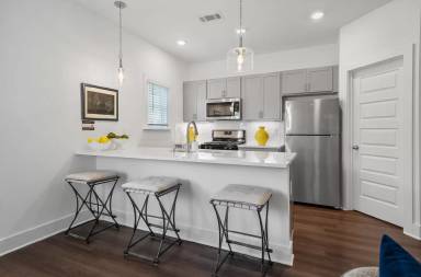 Main picture of 4016 Red Rock Pl