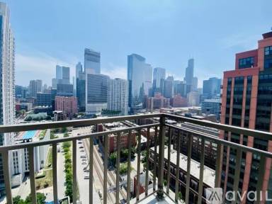 Main picture of 641 W Fulton St