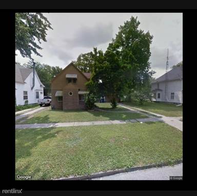 Main picture of 832 Booth Ave