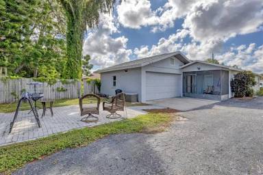 Main picture of 1817 Marbeth St