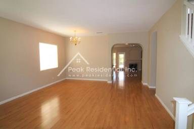 Main picture of 8101 Laguna Brook Way