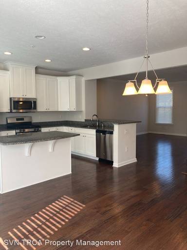 Main picture of 308 Forbes Ave