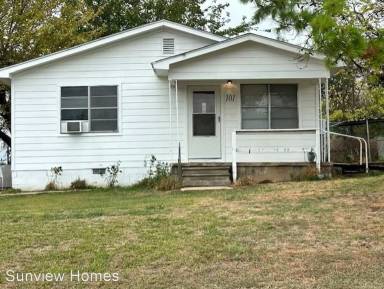 Main picture of 101 N Maytubby St