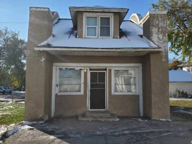 Main picture of 829 2nd Ave