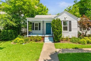 Main picture of 2017 N McKinley St