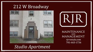 Main picture of 212 W Broadway Ave