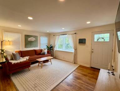 Main picture of 274 Saint Cloud Ave