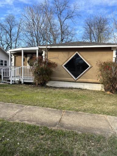 Main picture of 4208 40th Ct N
