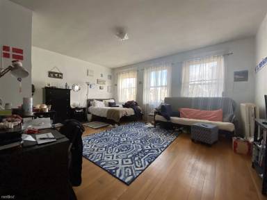 Main picture of 65 Saint Marys St