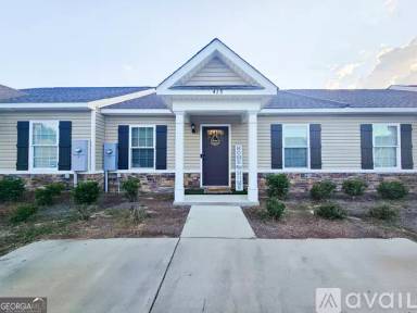Main picture of 415 Andover Dr