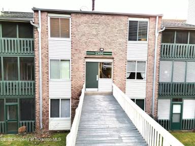 Main picture of 1501 Summit Pointe