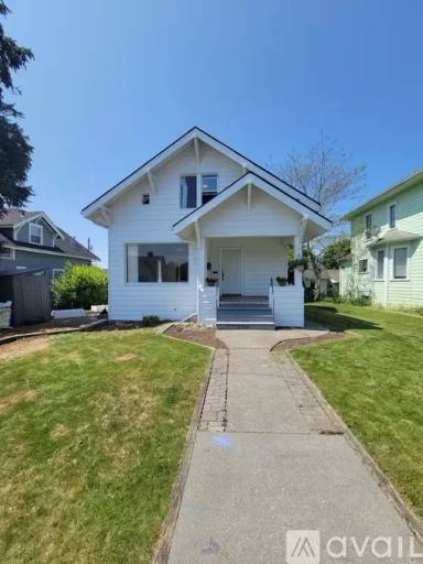 Main picture of 2124 Rainier Ave