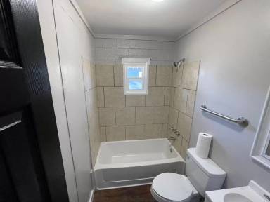 Main picture of 640 Cleveland St