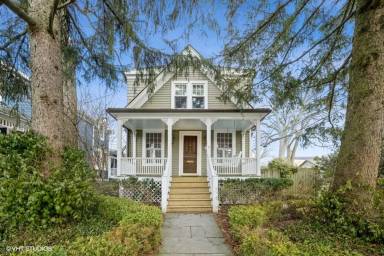 Main picture of 761 Summit Ave