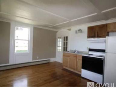 Main picture of 12 Sherwin St