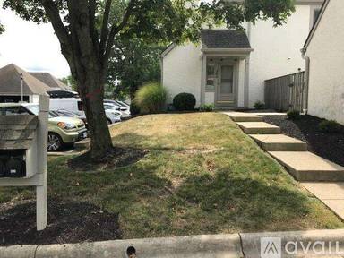 Main picture of 305 Saint Andrews Dr