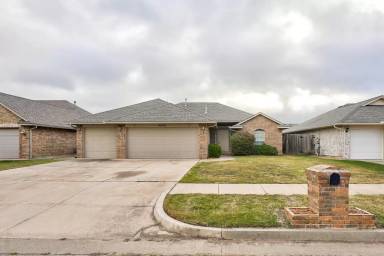 Main picture of 4232 Notting Hill Dr