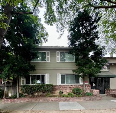Main picture of 2523 I St