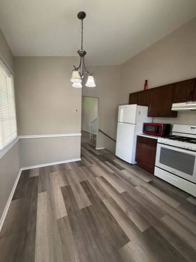 Main picture of 1688 Clifford St
